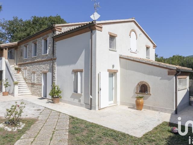 Casa in vendita a Marche, Ancona