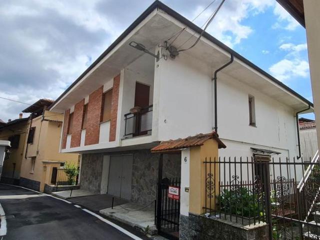 Villa Indipendente in vendita a Piemonte, Biella