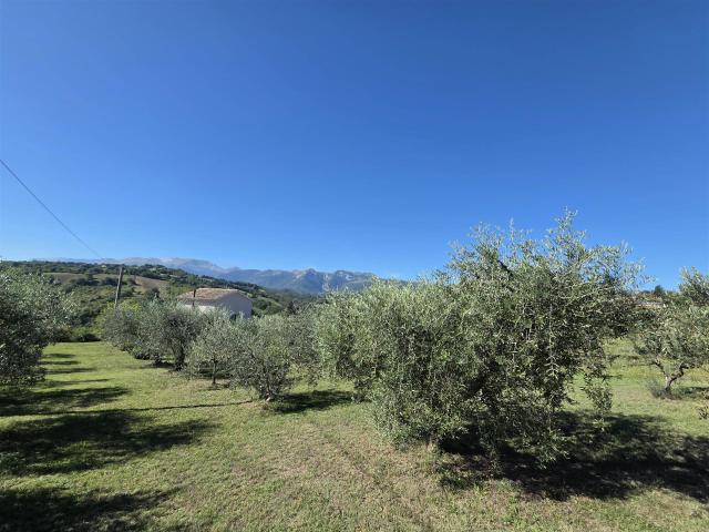 Casa in vendita a Marche, Macerata