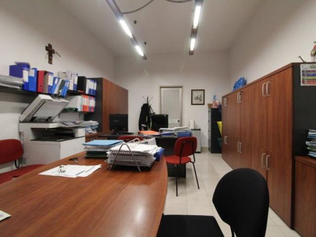 Ufficio in vendita a Puglia, Taranto