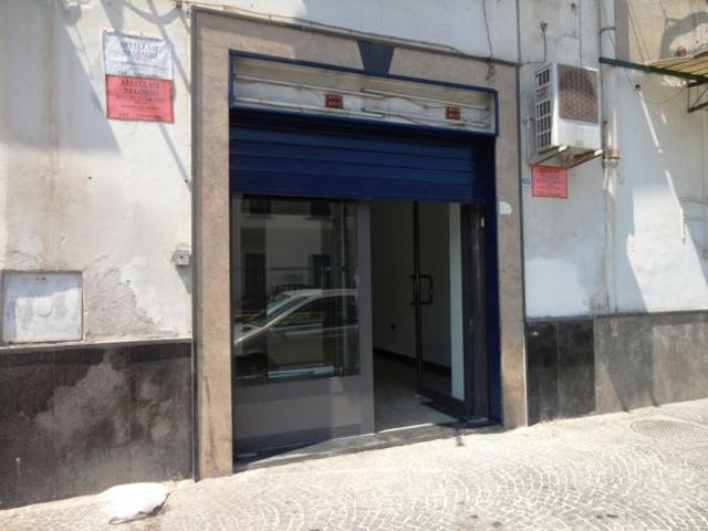 Locale Commerciale in vendita a Botteghelle, Campania