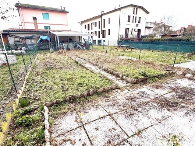 Casa in vendita a Centro cittadino, Ferrara