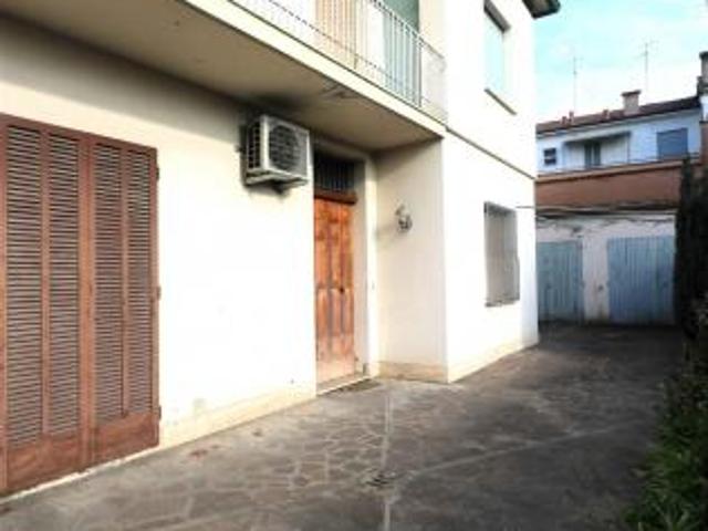 Villa Indipendente in vendita a Unione dei comuni della Bassa Romagna, Fusignano