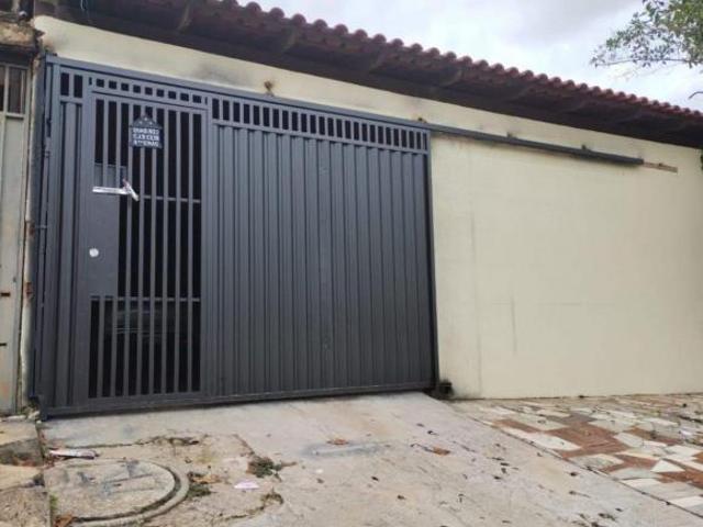 Casa venda em Região Geográfica Imediata do Distrito Federal, Região Integrada de Desenvolvimento do Distrito Federal e Entorno