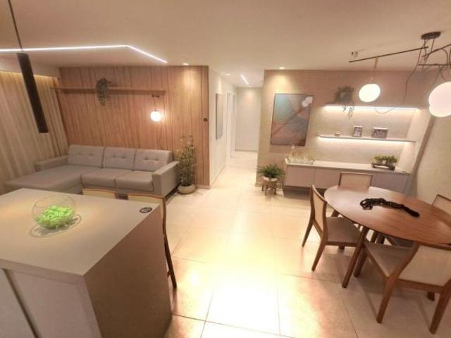 Apartamento venda em Região Geográfica Imediata do Distrito Federal, Região Integrada de Desenvolvimento do Distrito Federal e Entorno