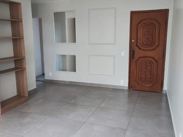 Apartamento venda em Região Geográfica Imediata do Distrito Federal, Região Integrada de Desenvolvimento do Distrito Federal e Entorno