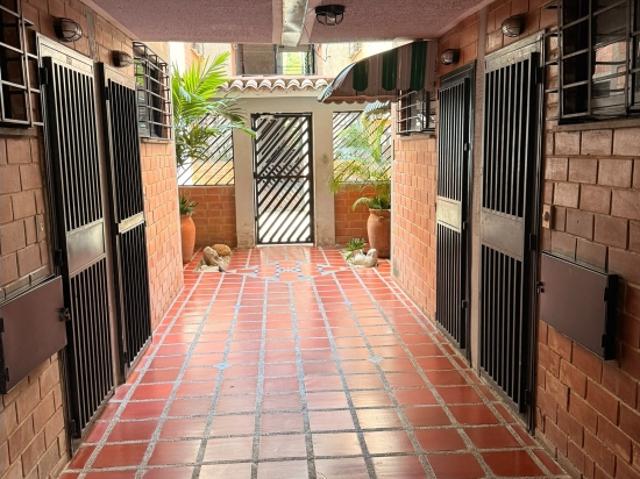 Apartamento en venta en Ciudad Casarapa, Guarenas