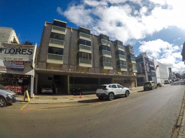 Apartamento venda em Região Geográfica Imediata do Distrito Federal, Região Integrada de Desenvolvimento do Distrito Federal e Entorno
