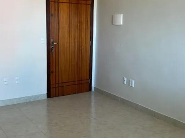 Apartamento venda em Região Geográfica Imediata do Distrito Federal, Região Integrada de Desenvolvimento do Distrito Federal e Entorno
