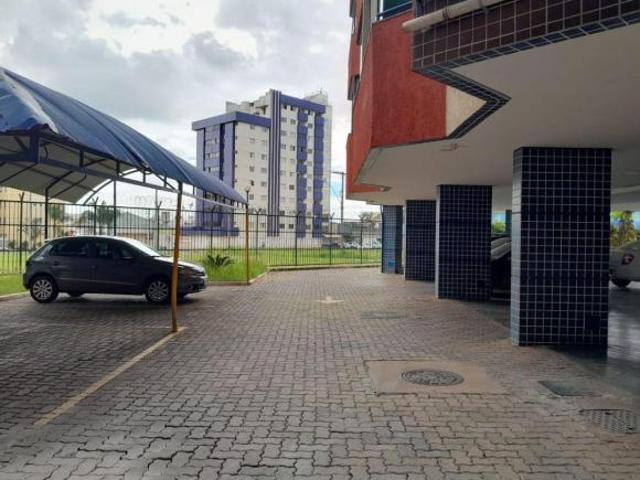 Apartamento venda em Região Geográfica Imediata do Distrito Federal, Região Integrada de Desenvolvimento do Distrito Federal e Entorno