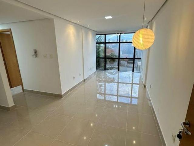 Apartamento venda em Região Geográfica Imediata do Distrito Federal, Região Integrada de Desenvolvimento do Distrito Federal e Entorno