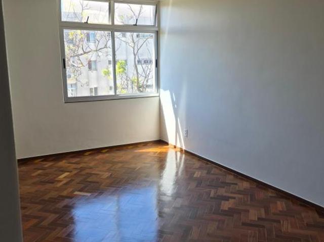 Apartamento venda em Região Geográfica Imediata do Distrito Federal, Região Integrada de Desenvolvimento do Distrito Federal e Entorno