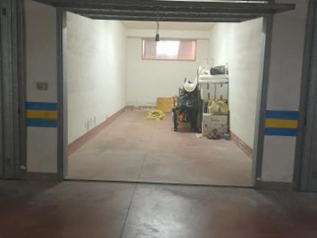 Box in vendita a Campobasso, Molise