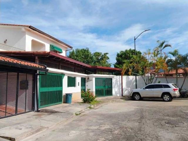 Casa en venta en Sector Macaracuay, Caracas