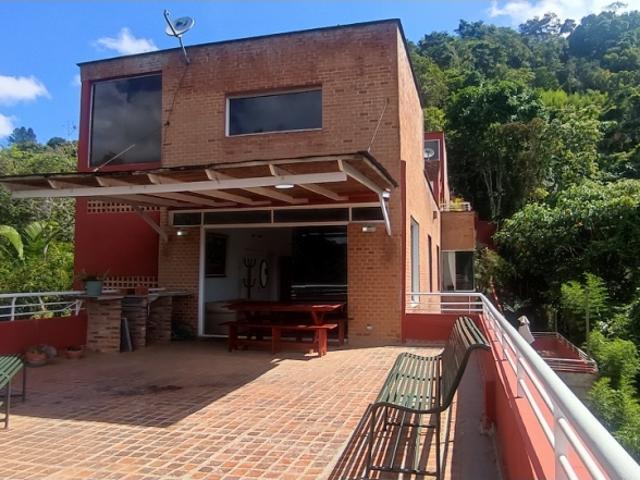 Casa en venta en Miranda