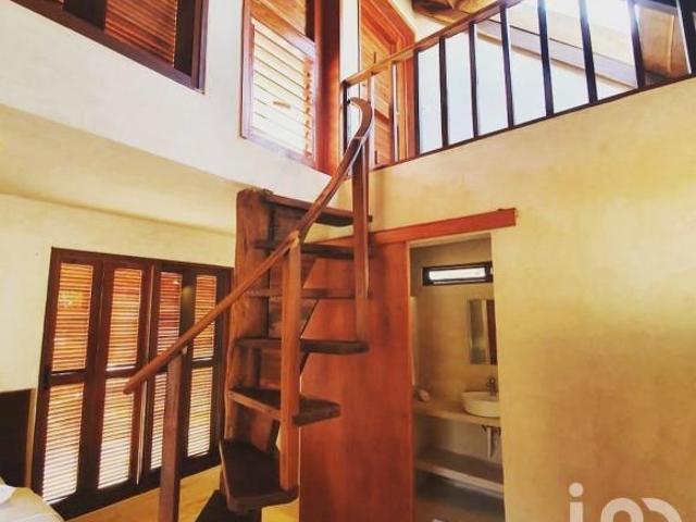 VENDO CASA CHALET EN MADERA A METROS DE LA PLAYA EN LA ISLA DE HOLBOX, Q.ROO
