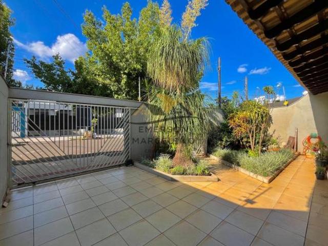 Casa venda em Região Geográfica Imediata de Londrina, Londrina