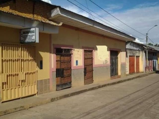 Vendo Casa como Terreno a 2 cuadras Plaza de Armas Tarapoto