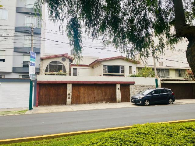 Terreno venta en Santiago De Surco, Lima Metropolitana