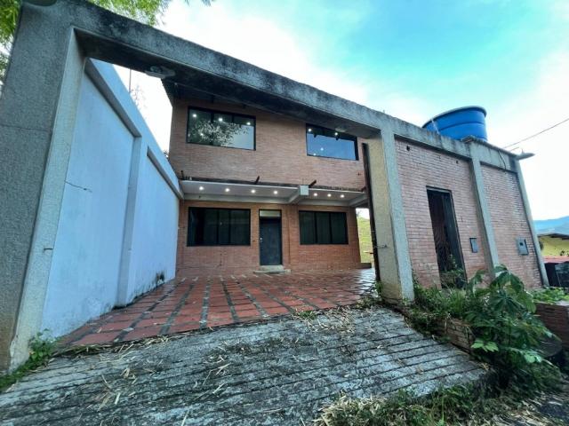 Casa en venta en Lomas de La Lagunita, Caracas