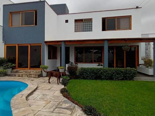 Casa venta en Requena, Loreto