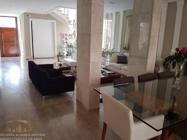 Casa venda em 18 do Forte Alphaville, Santana de Parnaíba