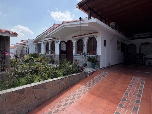 Casa en venta en Valencia, Carabobo