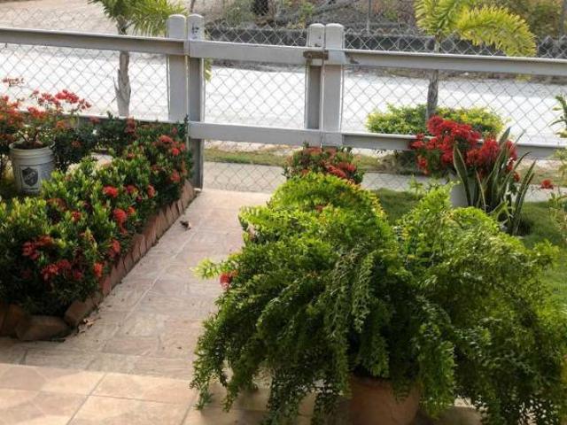 VENDO CASA EN RIO HATO STA CLARA