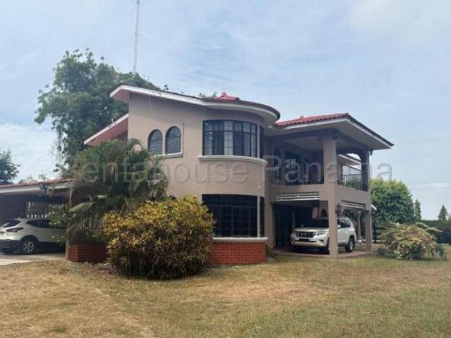 Vendo Casa Espectacular en Las Tablas 26 5820