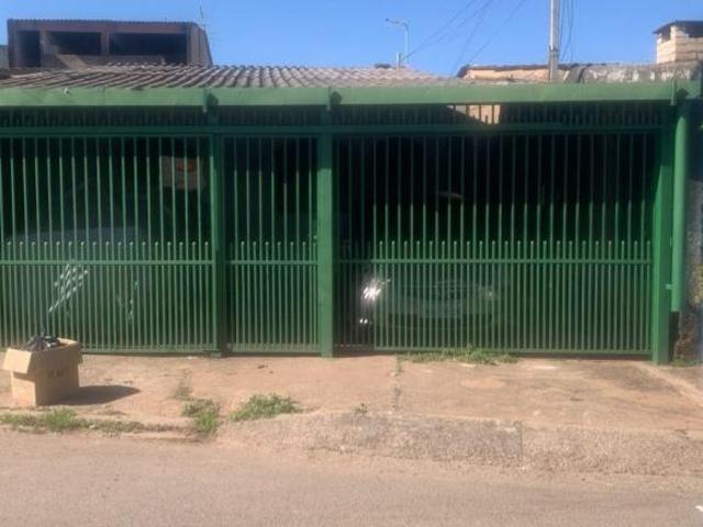 Casa venda em Região Geográfica Imediata do Distrito Federal, Região Integrada de Desenvolvimento do Distrito Federal e Entorno