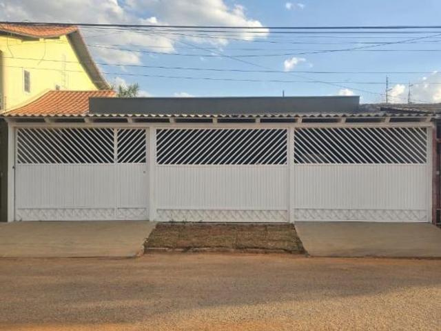 Casa venda em Região Geográfica Imediata do Distrito Federal, Região Integrada de Desenvolvimento do Distrito Federal e Entorno