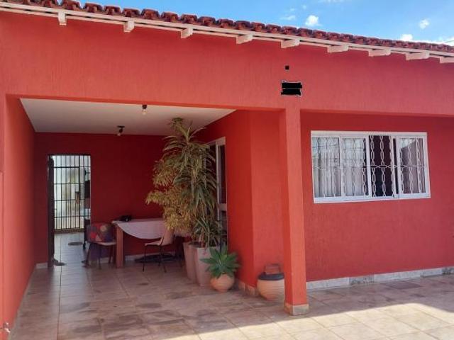 Casa venda em Região Geográfica Imediata do Distrito Federal, Região Integrada de Desenvolvimento do Distrito Federal e Entorno