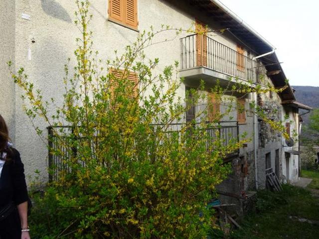 Appartamento in vendita a Isola Del Cantone, Liguria
