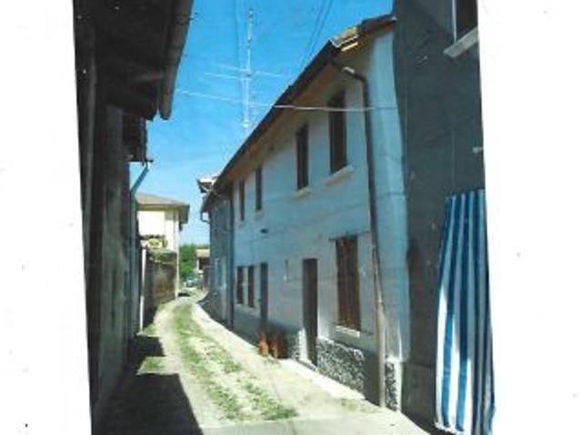 Villa Indipendente in vendita a Zinasco, Lombardia