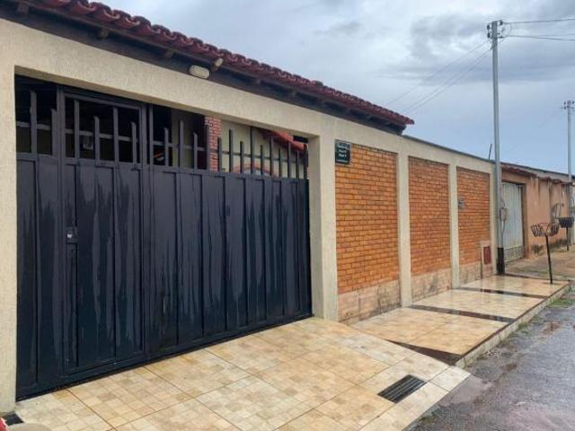 Casa venda em Região Geográfica Imediata de Luziânia, Região Integrada de Desenvolvimento do Distrito Federal e Entorno