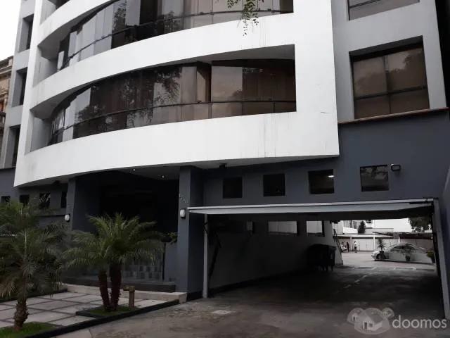 Cochera venta en San Isidro, Lima Metropolitana