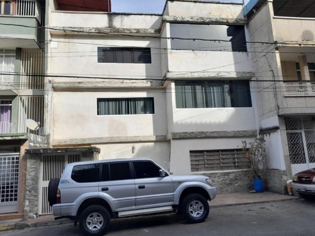 Edificio en venta en Francisco Linares Alcántara, Miranda