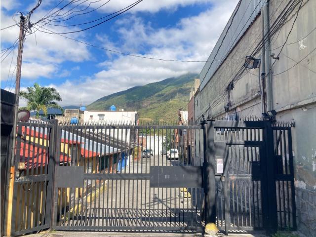 Edificio en venta en Leoncio Martínez, Miranda