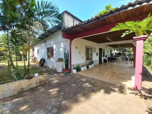 VENDO ESPETACULAR HACIENDA COLOMBIA EN VILLALOBOS PEDREGAL