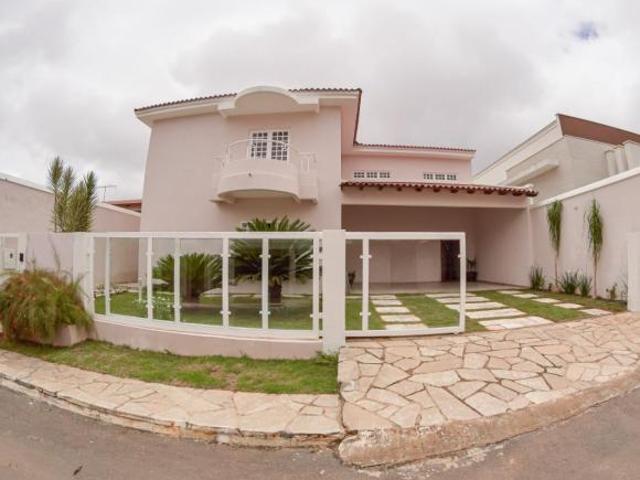 Casa venda em Região Geográfica Imediata do Distrito Federal, Região Integrada de Desenvolvimento do Distrito Federal e Entorno