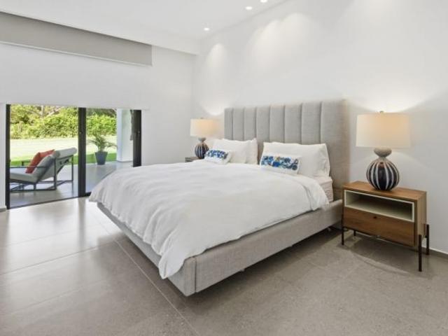 Vendo exclusiva casa con piscina y terraza, totalmente equipada