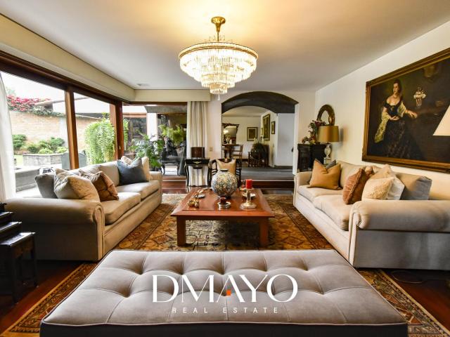 Casa venta en Santiago De Surco, Lima Metropolitana