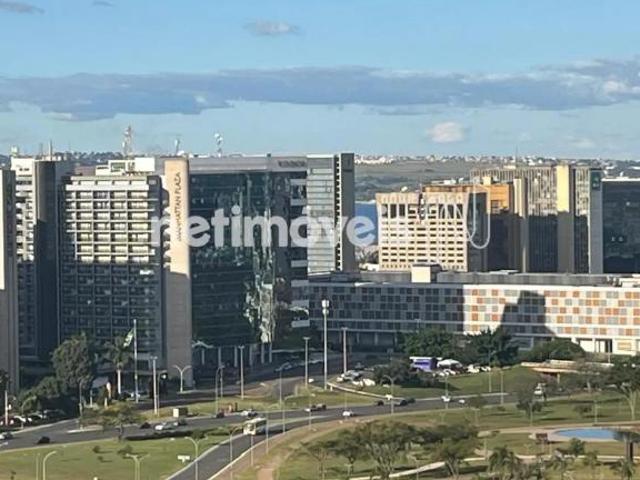 Apartamento venda em Região Geográfica Imediata do Distrito Federal, Região Integrada de Desenvolvimento do Distrito Federal e Entorno