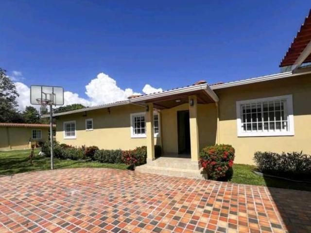 VENDO HERMOSA CASA EN SAN JOSE, DE SAN CARLOS