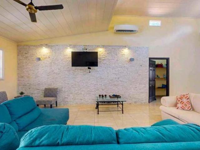 VENDO HERMOSA CASA EN SAN JOSE, DE SAN CARLOS