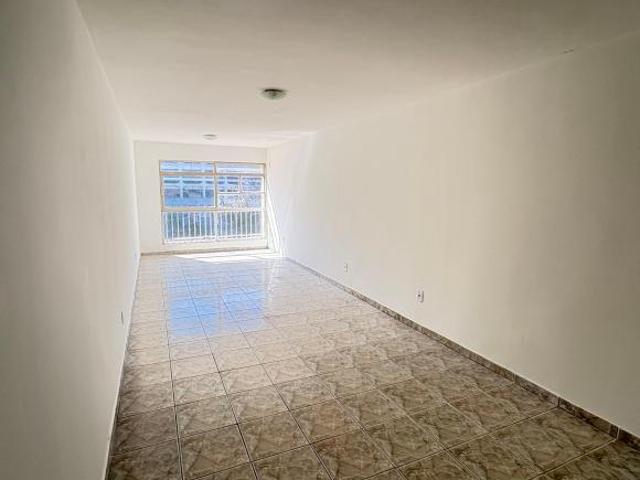 Apartamento venda em Região Geográfica Imediata do Distrito Federal, Região Integrada de Desenvolvimento do Distrito Federal e Entorno
