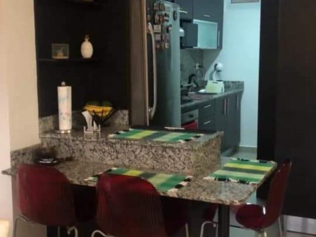 Vendo lindo por urgencia apartamento amoblado en altamira gardens