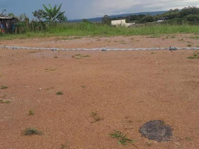 Terreno venda em Condomínio de Chácaras Euler Paranhos, Itapoã