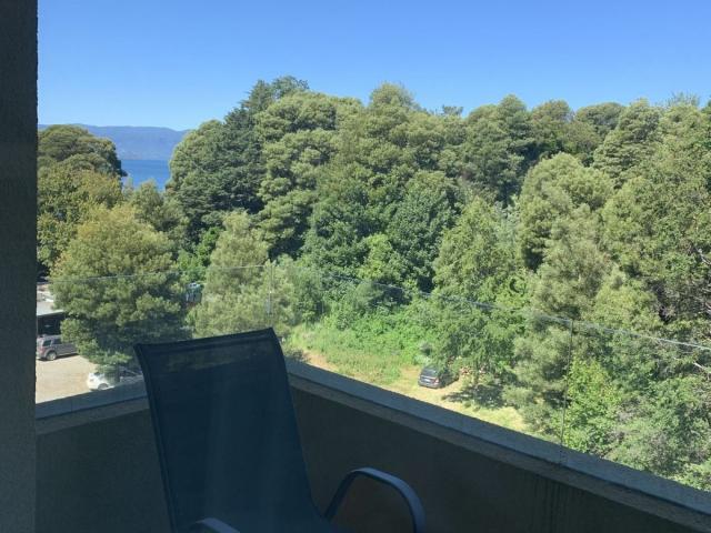 Vendo Moderno Departamento frente Lago en Villarrica, 2D2B1E1B