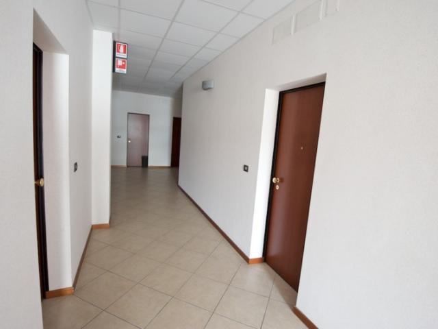 Locale Commerciale in vendita a Monfalcone, Friuli-Venezia Giulia